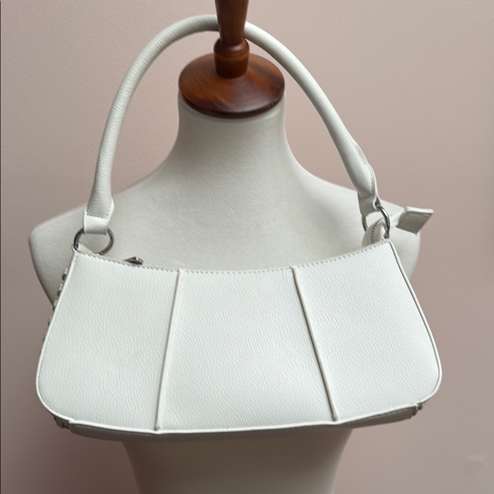 Elegant White Handbag